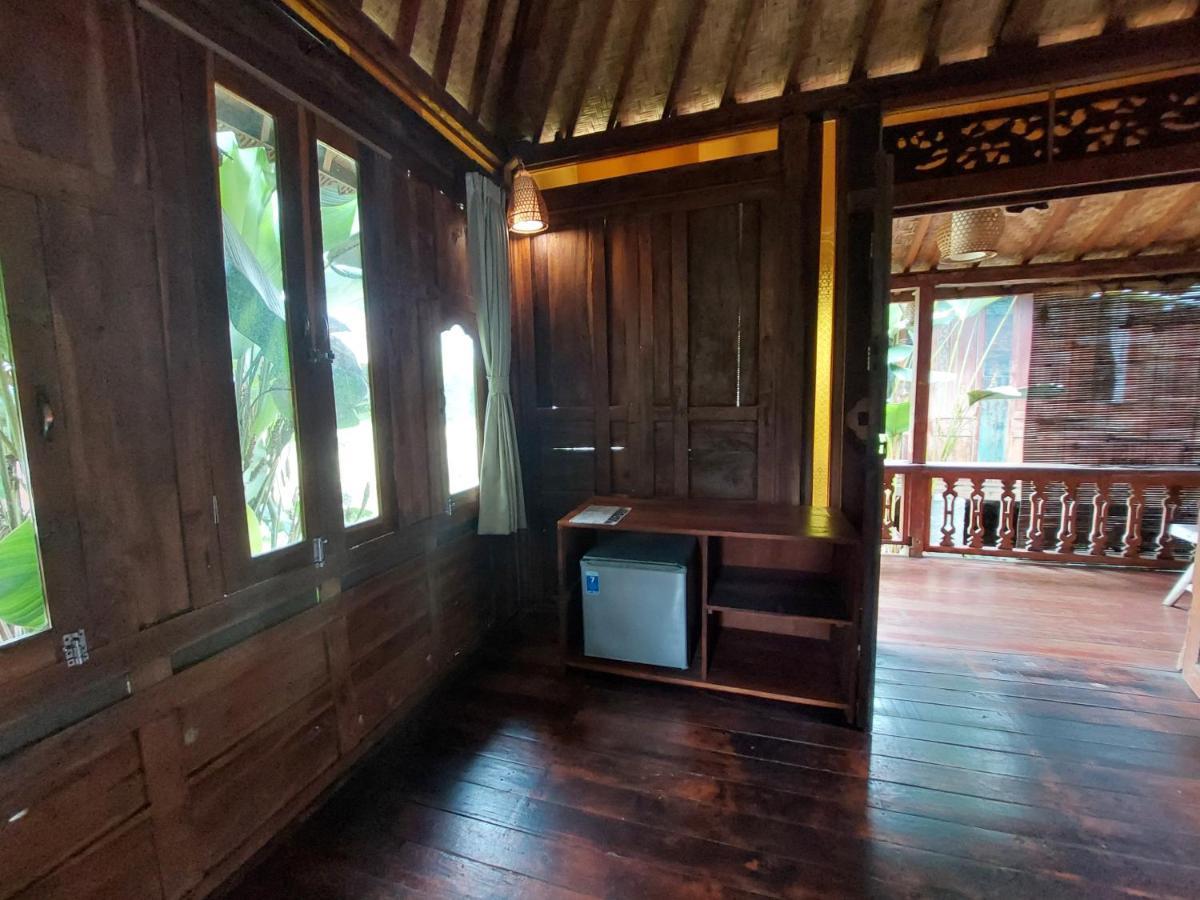 Kishi-Kishi Hotel Ubud  Exterior photo
